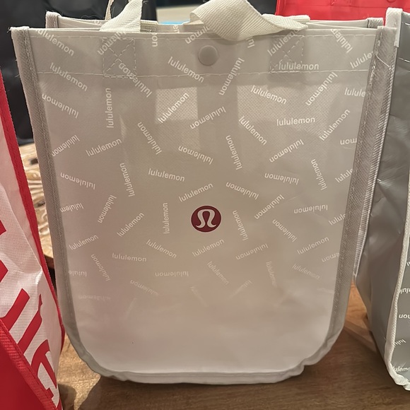 Lot of Lululemon Bags - Set of 10 - Picture 6 of 12